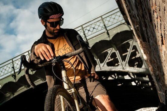 FRESH TRASH FT men´s horizon short sleeve tee golden/black Velikost: XXL - Obrázek 2