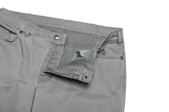 Bernard světle šedé texture pánské jeansové kalhoty EUR L33 W34 - Obrázek 2