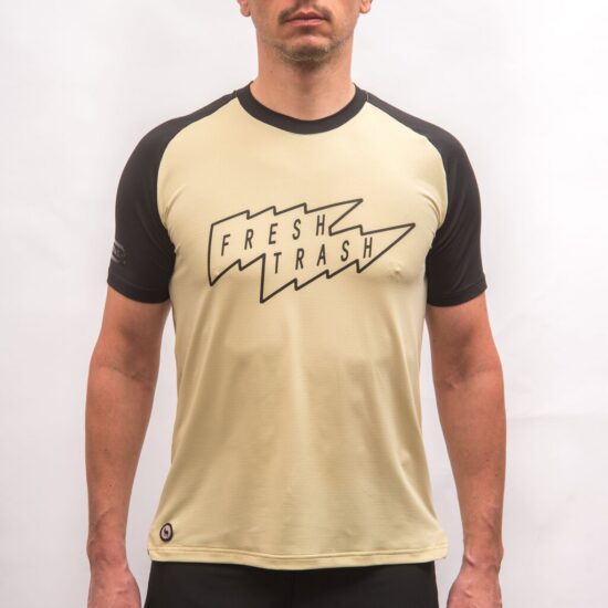 Fresh Trash MEN'S HORIZON SHORT SLEEVE TEE SAND/BLACK Velikost: M - Obrázek 2